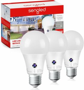 Sengled Dusk to Dawn LED Bulb 75W Equivalent 1200 Lumens (3-Pack)