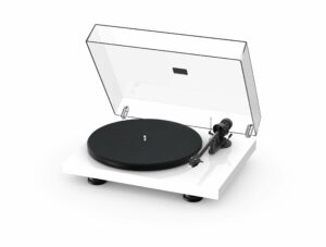 Pro-Ject Debut Carbon Evolution Turntable