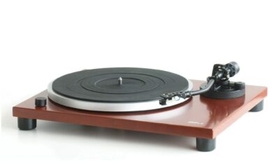 Experience Crystal Clear Sound with Music Hall mmf-1.5 Turntable Built-in Phono Preamp S-Shaped Aluminum Tonearm Removable Headshell Low Noise Belt-Drive Design Quick and Easy to Assemble product image