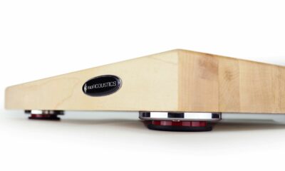 IsoAcoustics Delos Turntable Isolation Butcher Block Series: 1815M1 (18" W x 15" D x 1.75" H) Maple 18"Wx15"Dx2"H (455x380x50mm) Maple product image