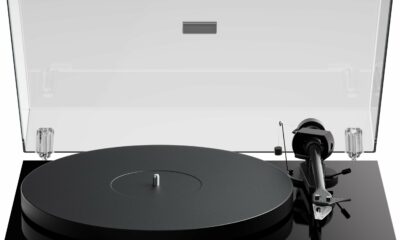 Pro-Ject Debut Evo 2 Turntable (Gloss Black) High Gloss Black product image