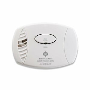 First Alert CO400 Carbon Monoxide (CO) Detector, Battery Operated Alarm, 1-Pack Pack of 1 Detector product image